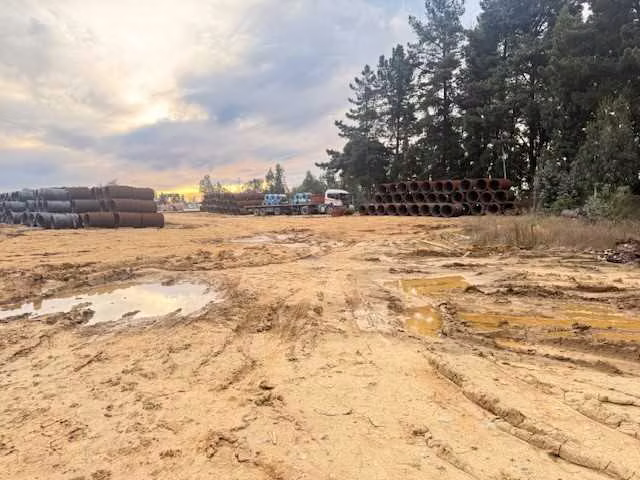 Gran Terreno con Acceso Inmediato a Autopista (127722)