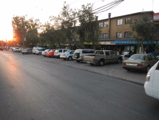 LOCAL COMERCIAL AVENIDA SAN LUIS DE MACUL