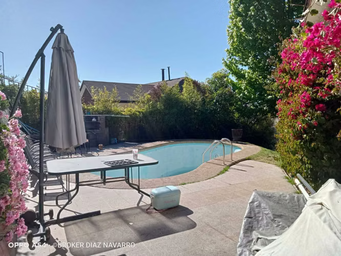 AMPLIA CASA CON PISCINA, JARDIN DEL MAR, VIÑA (128079)