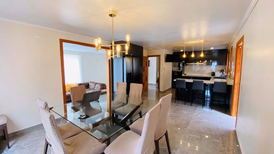 Se Vende Espectacular Casa Jardines del Sur