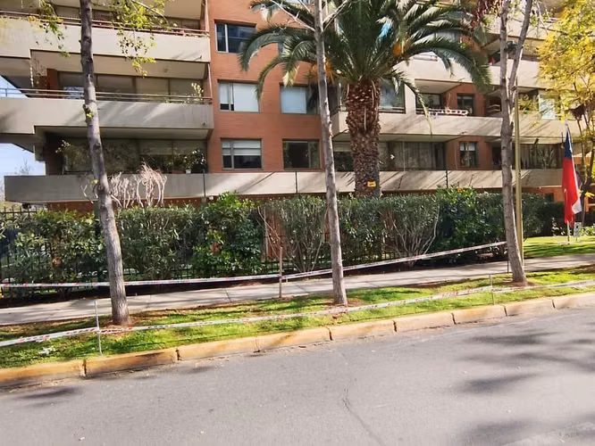 Ubicación privilegiada en la Rotonda Atenas.