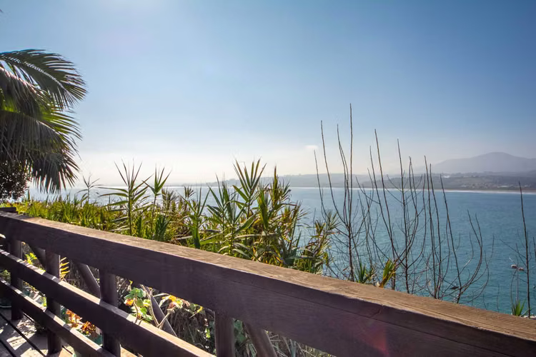 VENTA de casa con vista al mar  (128170)