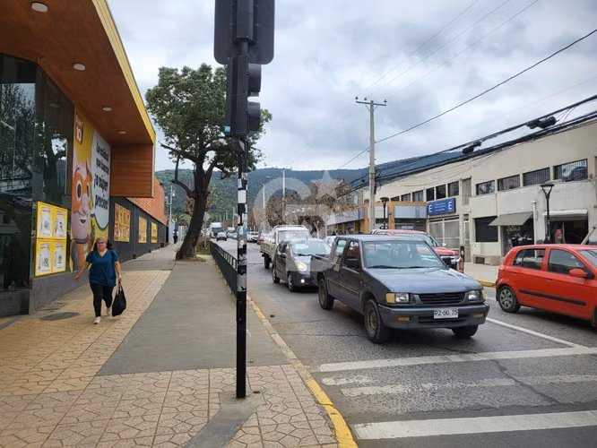 Propiedad Comercial con Casa y Local Centro de  Limache
