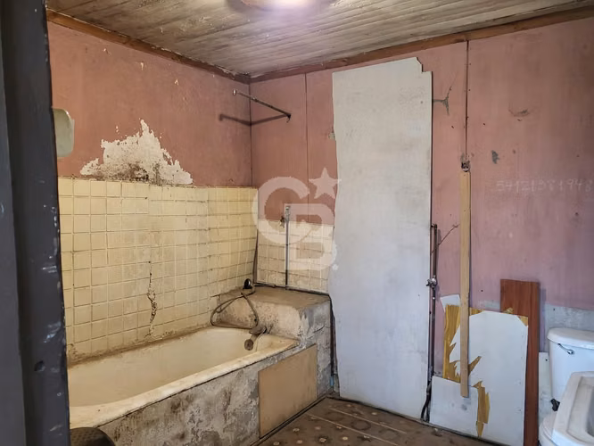 Propiedad Comercial con Casa y Local Centro de  Limache