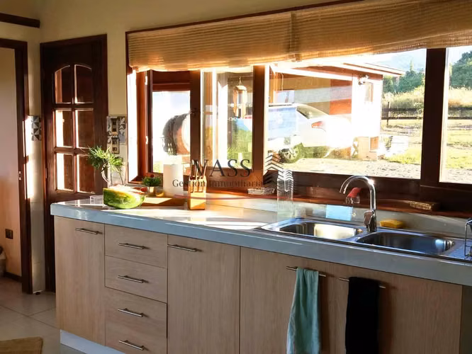 VASS arrienda casa 3D 2B con cabaña externa en Ensenada, Puerto Varas