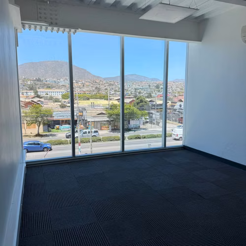 Se arrienda oficina comercial, Paseo Balmaceda. - Imagen 9