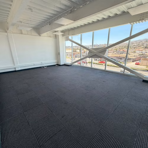 Se arrienda oficina comercial, Paseo Balmaceda, La Serena. - Imagen 4