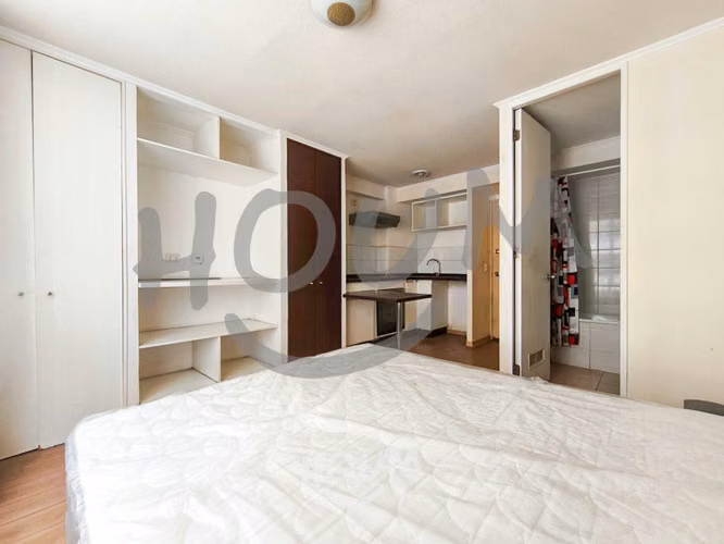 Departamento en Avenida María Rozas Velásquez