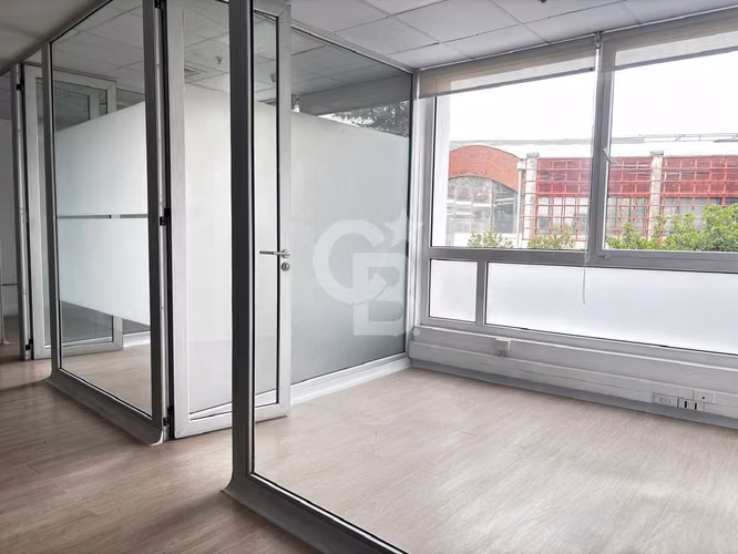 Oficina semihabilitada Ciudad Empresarial 267 m2