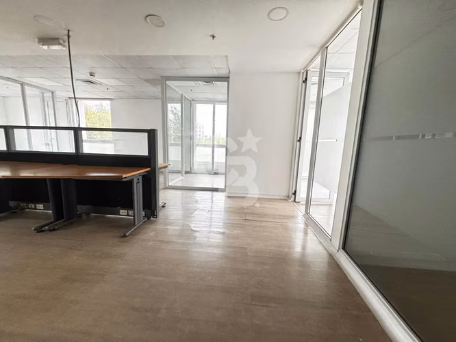 Oficina semihabilitada Ciudad Empresarial 267 m2