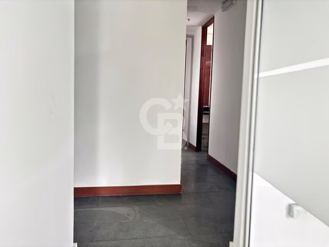 Oficina semihabilitada Ciudad Empresarial 267 m2