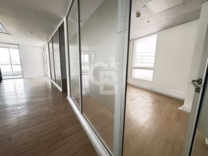 Oficina semihabilitada Ciudad Empresarial 267 m2
