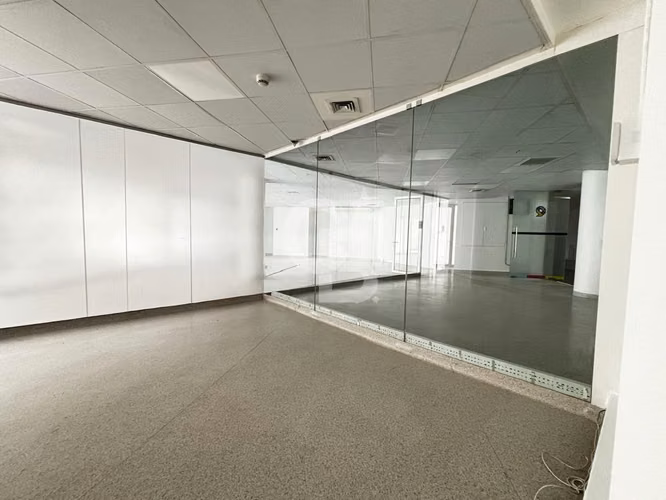 Oficina Ciudad Empresarial 286 m2