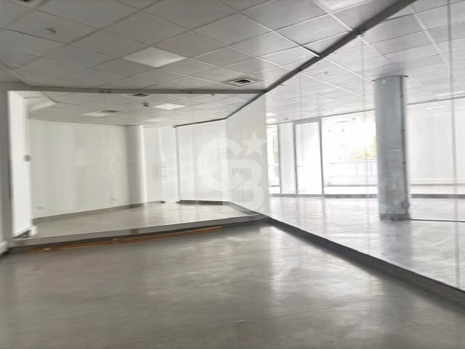 Oficina Ciudad Empresarial 286 m2