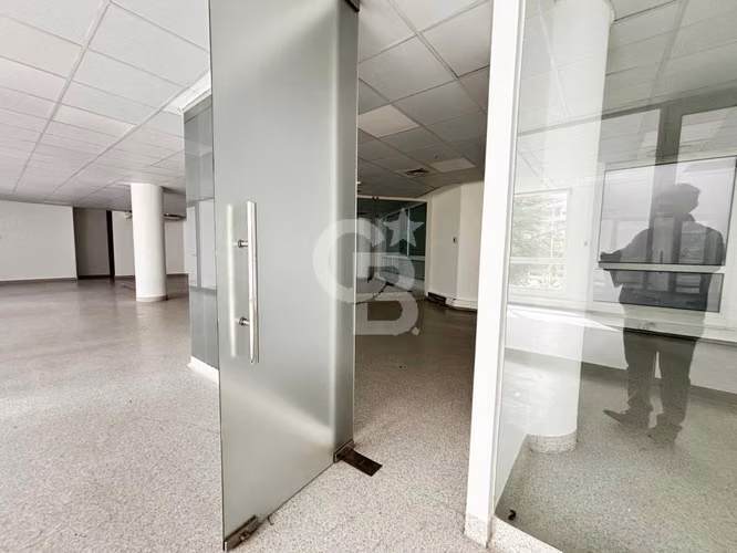 Oficina Ciudad Empresarial 286 m2