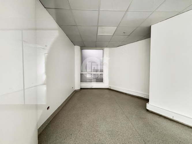 Oficina Ciudad Empresarial 286 m2