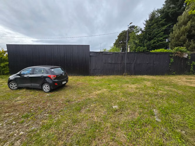 Venta de amplio terreno con cabaña en sector Bueras, Valdivia - Imagen 8