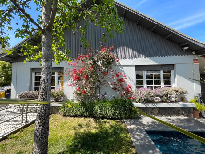 Vende preciosa casa 3D 2B Alto Las Condes (129443)