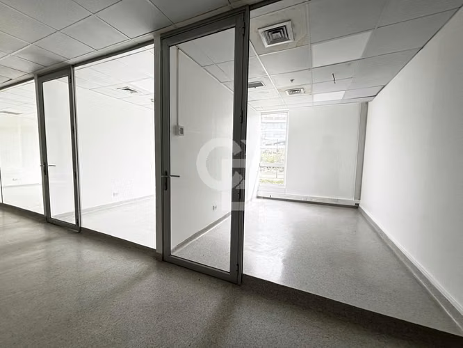 Oficina habilitada en Ciudad Empresarial 281m2