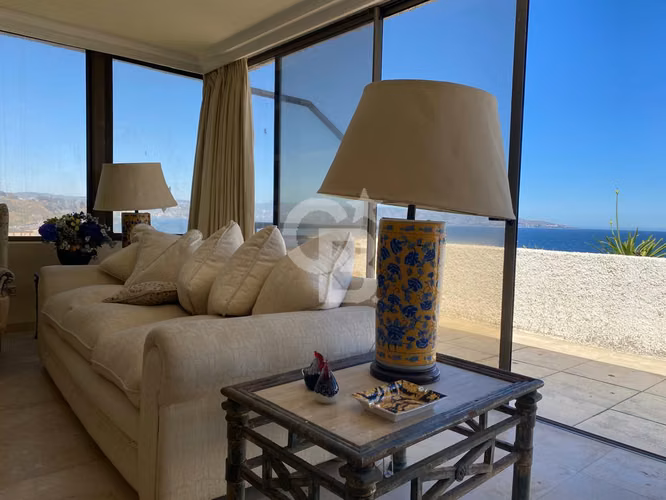 Penthouse ,Duplex  frente Al Mar