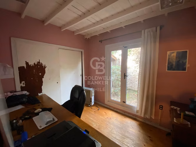 Casa con gran terreno en La Reina