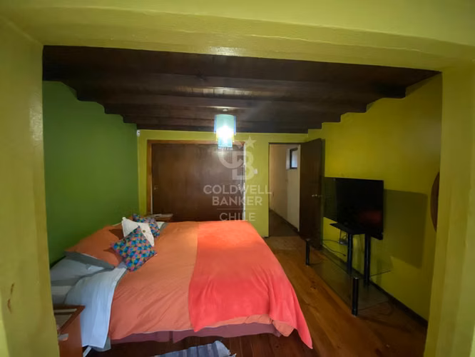 Casa con gran terreno en La Reina