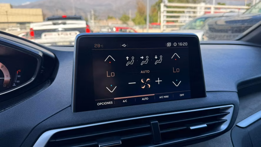 Peugeot 3008 2.0 GT BlueHDi 180 HP 4x2 EAT6 (2017)