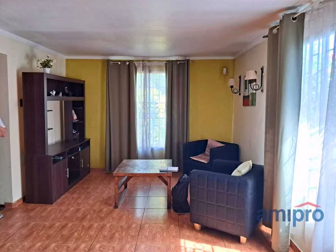 Moderna Casa 4d 2b cercana a metro Las Rejas  (129898)