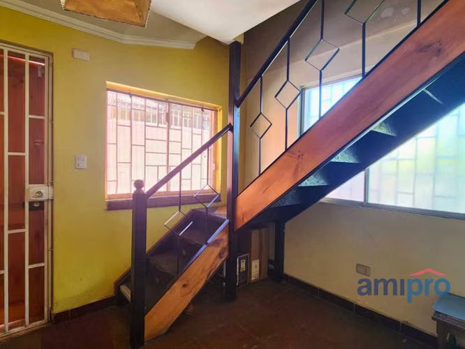 Moderna Casa 4d 2b cercana a metro Las Rejas  (129898)