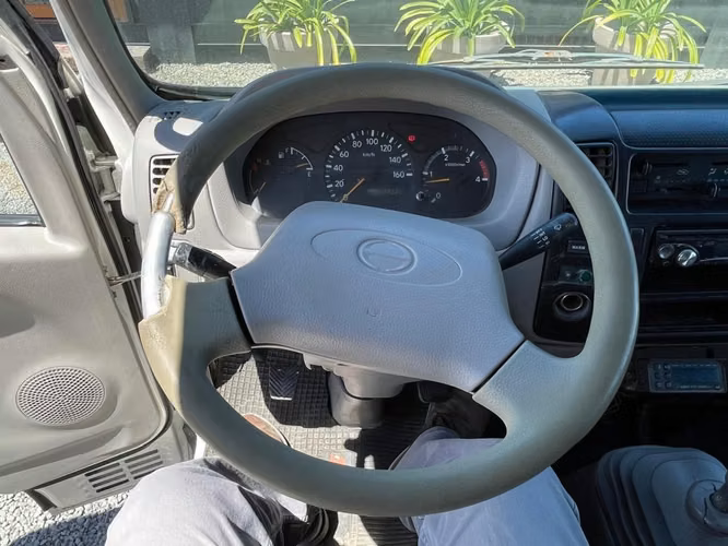 HINO XZU 300 CITY 2011