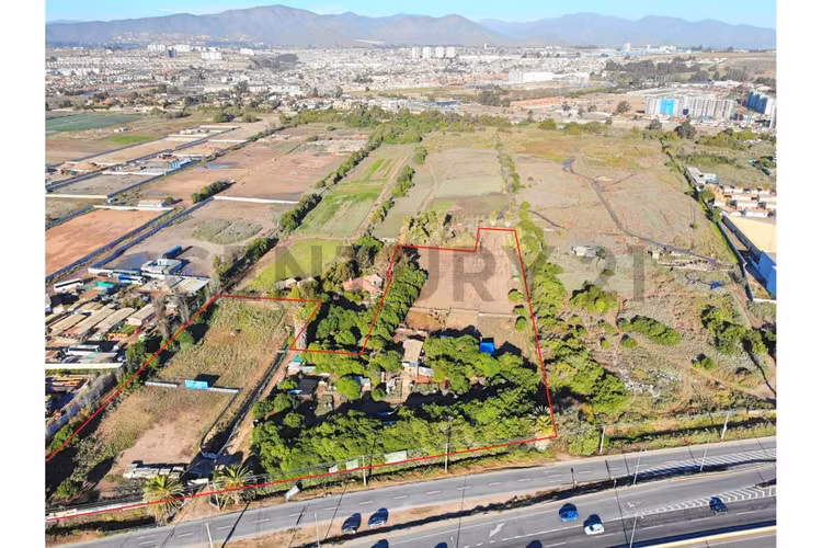 Se vende terreno de 2 Ha. En Ruta 5 Peñuelas.