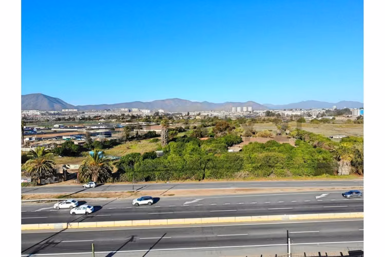 Se vende terreno de 2 Ha. En Ruta 5 Peñuelas.