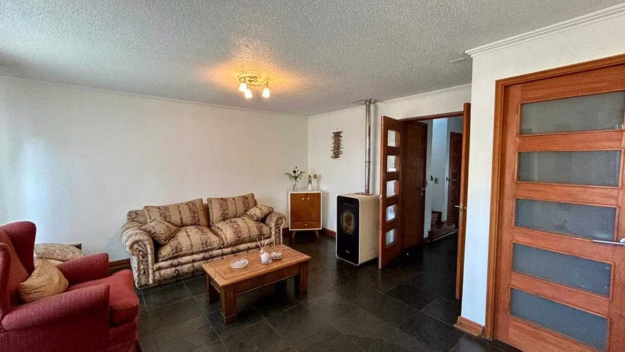CASA EN ALTOS DE PILAUCO (129981)
