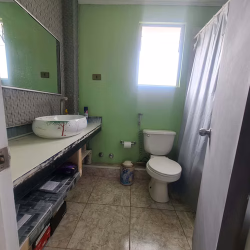 Casa 2 pisos 2 a 3 dormitorios 2 baños y estacionamiento, Las Glorietas Renca