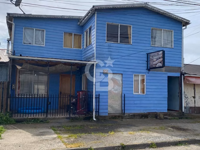 Se vende amplia casa en Llanquihue