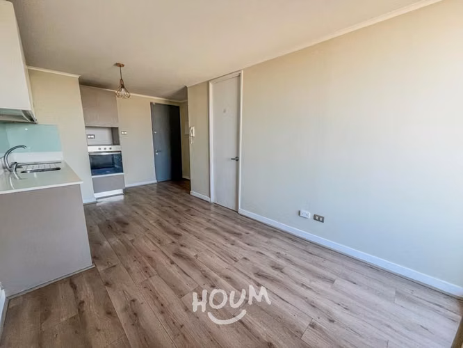 Departamento en Avenida María Rozas Velásquez