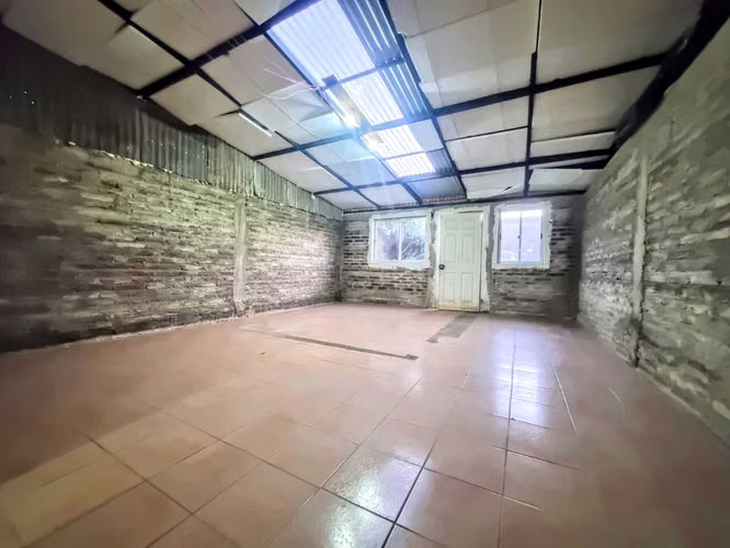 casa ampliada 4D/1B Solo Contado (130506)