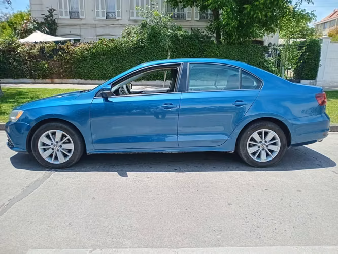 VOLKSWAGEN BORA 2.0 TDI AT 2017