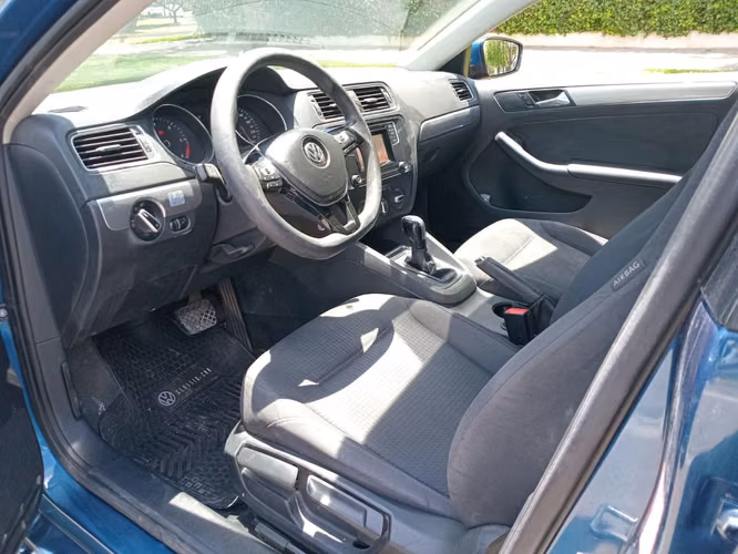 VOLKSWAGEN BORA 2.0 TDI AT 2017
