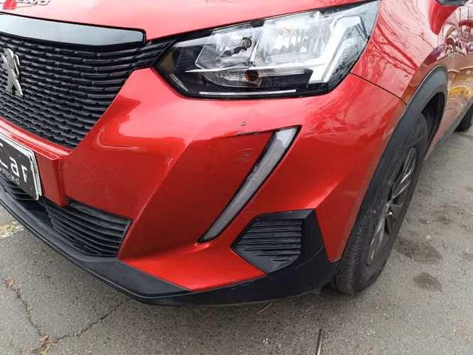 PEUGEOT 2008 2021