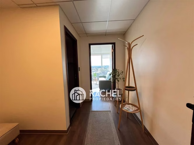 SE VENDE OFICINA AMOBLADA MAS BODEGA- Edificio K-Busisness Center - Imagen 4