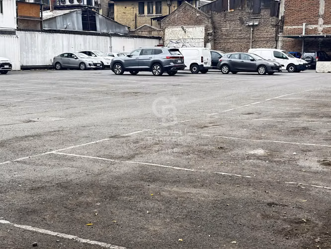 Terreno Inmobiliario / comercial en Independencia