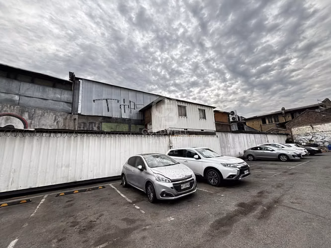 Terreno Inmobiliario / comercial en Independencia