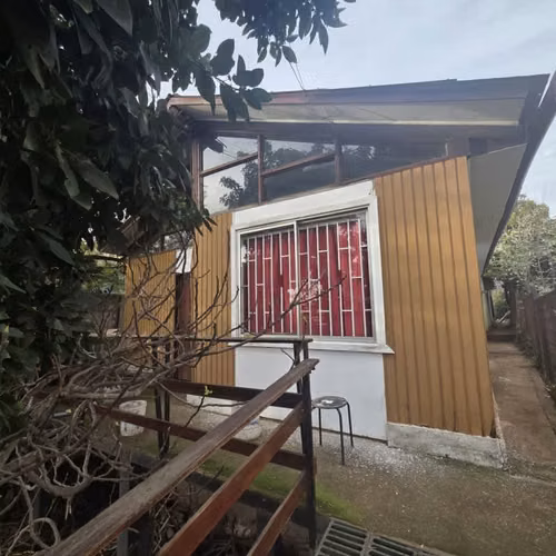 Terreno con 2 casas en Forestal Alto