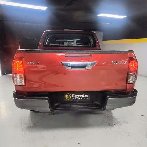 Toyota hilux 2.8 MT 4x4 DSL