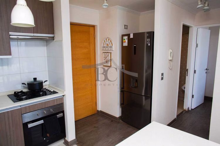 Se vende departamento frente a la costa. (131363)