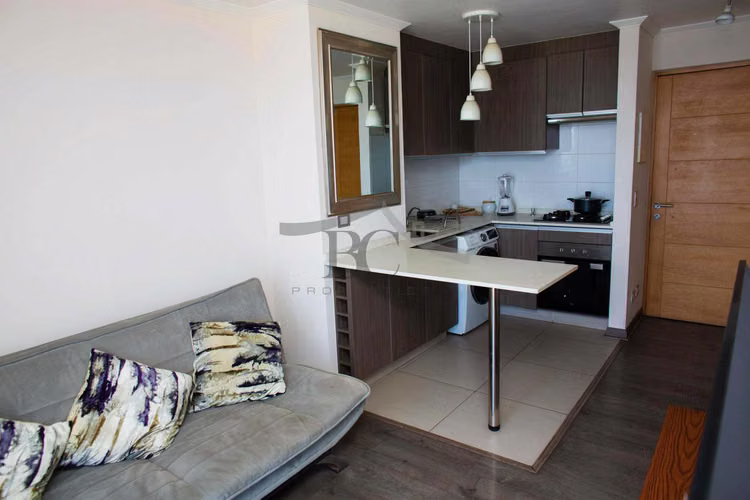 Se vende departamento frente a la costa. (131363)