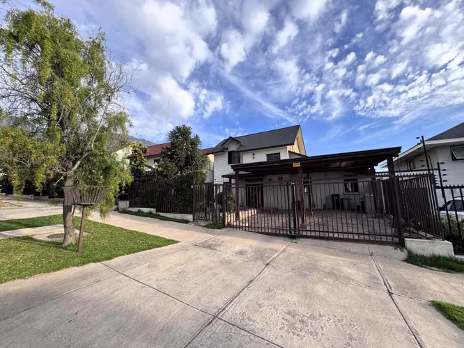 Vendo casa en La Florida 4 dorm piscina (131377)