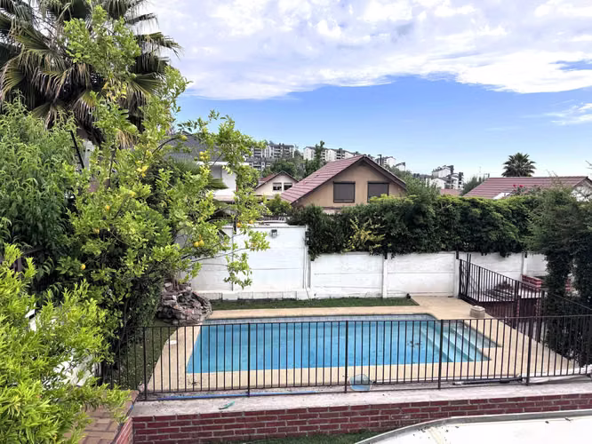 Vendo casa en La Florida 4 dorm piscina (131377)