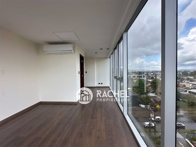 OFICINA EN ARRIENDO K BUSSISNES CENTER - Sector Hochstetter